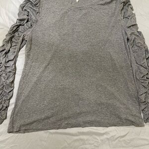 Maurices Heather Gray Long Sleeve Top